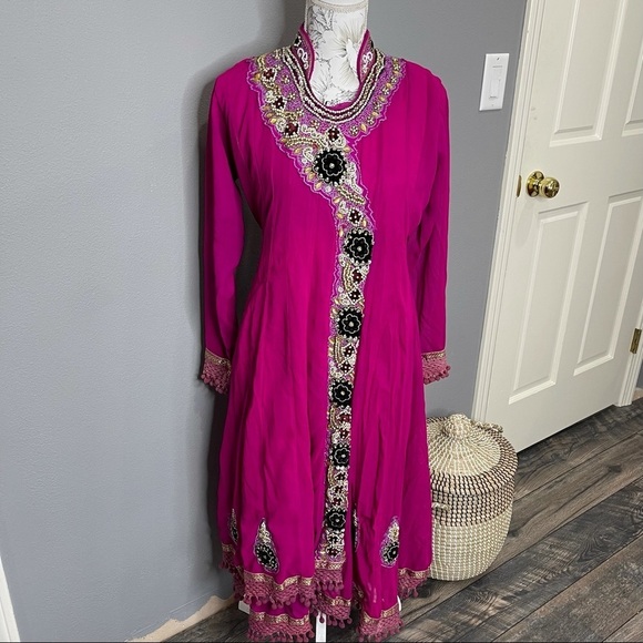 Pakistani / Indian Anarkali Modila Purple Dress Beaded Embroidered Medium - Picture 1 of 5